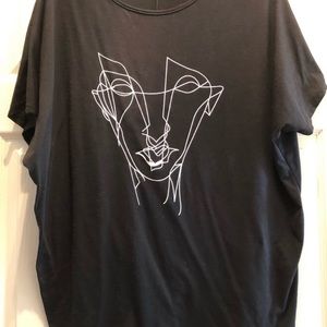 Tops - 🎉Black Graphic Tee #43 Tops - 🎉Black Graphic Tee #43